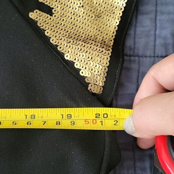 FUN & FLIRT shoulder beaded everning Top  - Picture 9 of 11